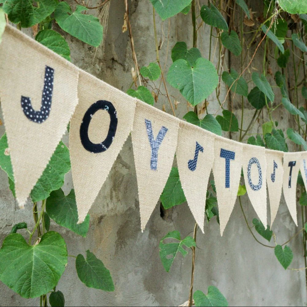 Joy To The World Bunting